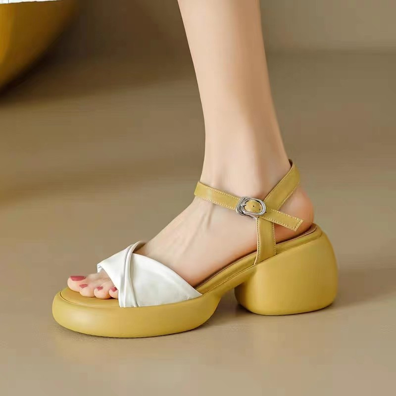 Sandale de vară 2023 pentru femei, la modă, nou sosire, culori mixte, cu  tocuri groase, pantofi casual de petrecere pentru femei