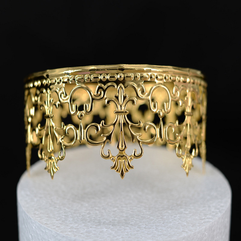 1 gab. Tiara zelta krāsas kroņa kūkas virsma Dekoratīvi eleganti kāzu kūkas princeses dzimšanas dienas dekorācijas ballīšu piederumi