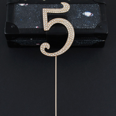1 бр. Нова бляскава сплав със кристали със златни и сребърни номера Топери за торти Baby Shower Декорация за рожден ден Сватбени цифрови торти Декор