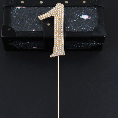 1 бр. Нова бляскава сплав със кристали със златни и сребърни номера Топери за торти Baby Shower Декорация за рожден ден Сватбени цифрови торти Декор