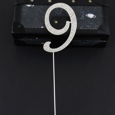 1 бр. Нова бляскава сплав със кристали със златни и сребърни номера Топери за торти Baby Shower Декорация за рожден ден Сватбени цифрови торти Декор