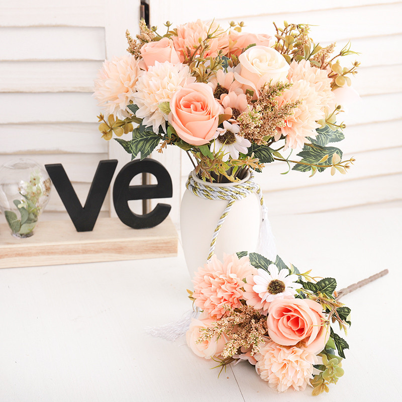 Rudens zīda mākslīgie ziedi Rožu kāzu mājas dekorēšana Augstas kvalitātes margrietiņu pušķis Ziemassvētku balle Viesnīcas ziedu kompozīcija