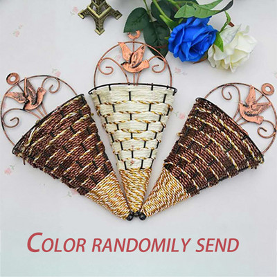 Dirbtinių gėlių rotango netikrų augalų vynmedžių dekoravimas ant sienos pakabinamos rožės gėlių stygos namų vestuvių vakarėlio fono dekoravimas