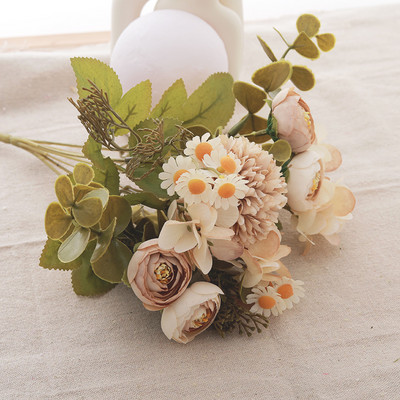 Roos Kunstsiidist lilled Väljalõigete album päevalill jõulupulmapeo kimp vaasile Kodupulmade sõbrapäeva kaunistus