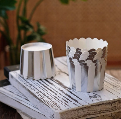 10 gab mirdzoša liela folija Cupcake papīrs Turētāji kāzu dekorācijas Iesaiņojums Iesaiņojums kūkas kaste Mafins papīrs turētāji folija zelta cupcake