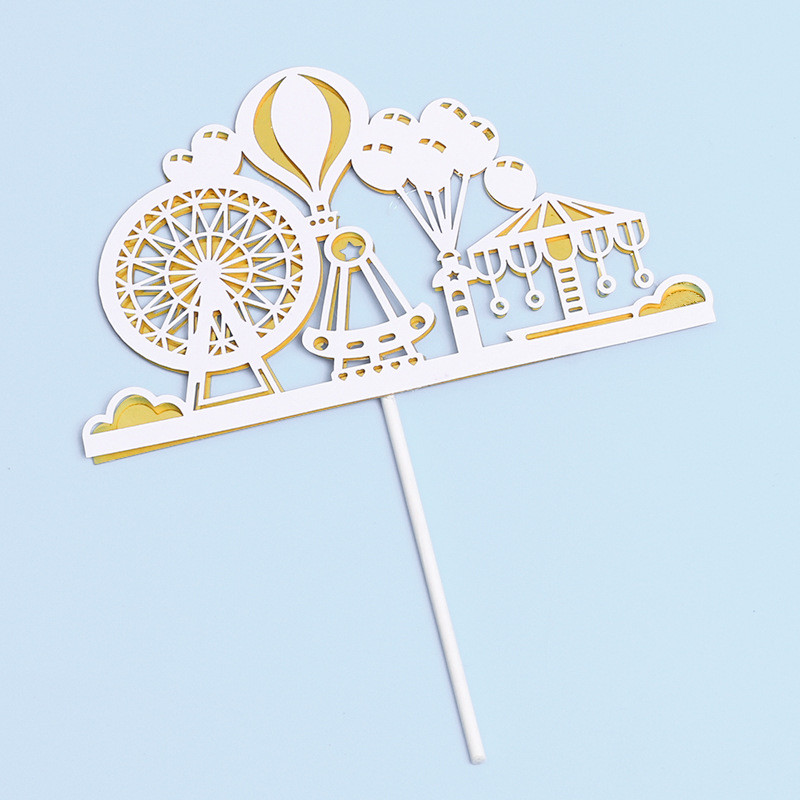 Liela rozā/zelta pils panorāmas rata kāzu kūkas virsma papīrs Daudz laimes dzimšanas dienā krēmveida kūkas ieliktņa karoga dzimšanas dienas deserta dekors