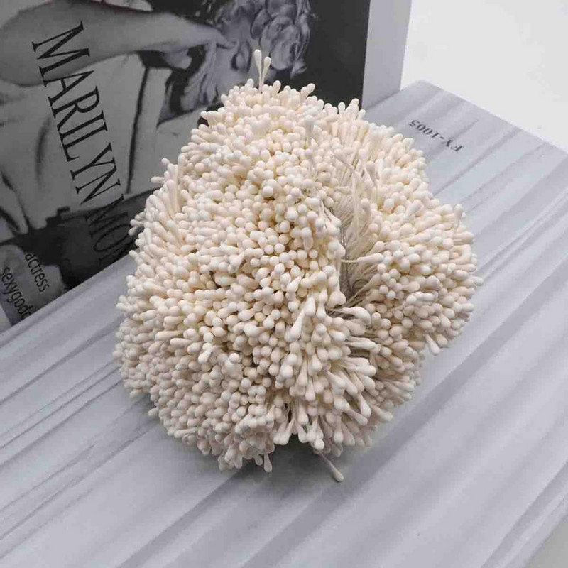 400 gab. 1,5 mm Mini Stamen ar rokām darināti mākslīgie ziedi kāzu ballītēm mājas dekorēšanai DIY Ziemassvētku albumu aksesuāri