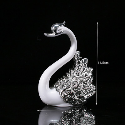 Λευκό φτερό κύκνου Ρητίνη Topper Χρόνια πολλά