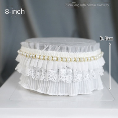 Daudz laimes dzimšanas dienā, baltas elegantas baleta meitenes, dekorācijas ar kūku, kāzu līgavainis un līgavainis cepšanai ballītes piederumi, mīlestības dāvanas