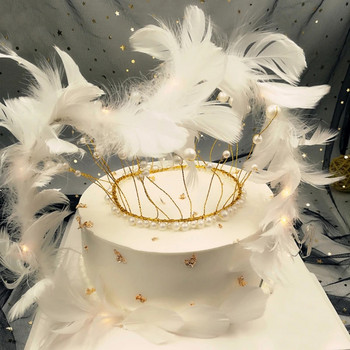 Топер за торта със сърце от пера LED светлина Ангелски перца за торта за сватба, рожден ден Декорация на торта Подаръци за Свети Валентин