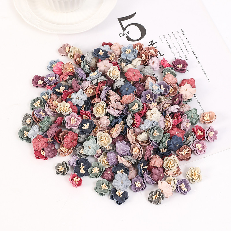 10/20/50 db mesterséges mikroszálas virágok mini virágok esküvői dekorációkhoz barkács koszorú fejdísz klip Kiegészítők Hamis virág