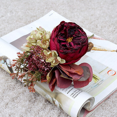 Sarkani mākslīgā zīda ziedi lielas peonijas pušķis augstas kvalitātes mājas dekorēšana rudens kāzu izkārtojums Ziemassvētku liels viltots augs