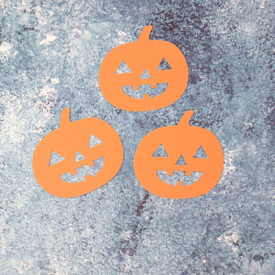 Priecīgu Helovīna kūku cepumu ķirbju spoku sikspārņu raganu spoku pils melna kaķa šausmu kūku toperi Helovīna ballītes cepšanas dekori