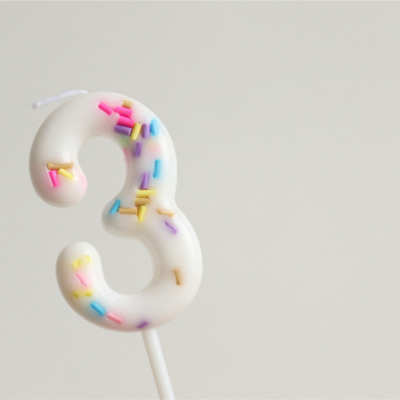 Jaunums 0 1 2 3 4 5 6 7 8 9 Kūku pildītājs Bērniem Meitenes Zēniem Mazuļu ballīšu piederumi Dekorācija Krāsains Kāzu Dzimšanas dienas Skaits Kūkas Sveces