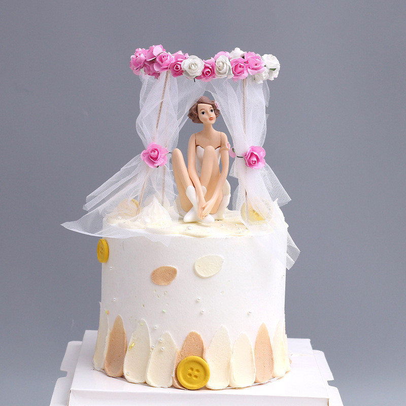 Egyedi virágok Esküvői ív tortafeltét születésnapi party sült torta behelyezett zászló sifon esküvői torta fedők születésnapi dekoráció