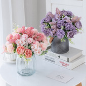 Kunstlilled jõulukaunistus koduks Vaas Pulmaaia Roosivõlv Võltsitud siidist pojengibukett Scrapbookingi sügiskaunistus