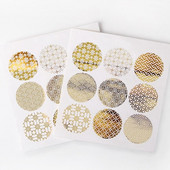 Kerek aranyfólia fémmatricák, borítékpecsétek, ajándék vetemítő címkék matricák, esküvői meghívók pecsétmatrica 90db/tétel
