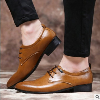 Мъжки кожени обувки, корейска версия, модерни мъжки универсални британски бизнес ежедневни кожени обувки с остър връх, официални кожени обувки