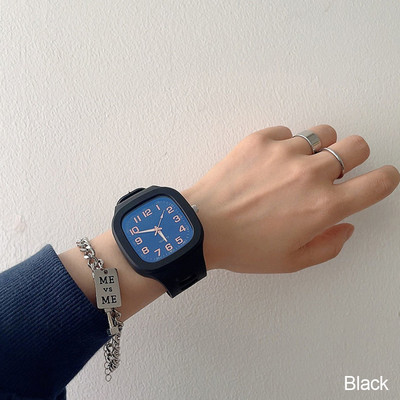 Divat négyzet alakú kvarc digitális számlap alkalmi karórák gumiszíjas Divatos óra vízálló női karóra