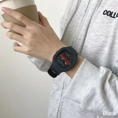 Divat négyzet alakú kvarc digitális számlap alkalmi karórák gumiszíjas Divatos óra vízálló női karóra