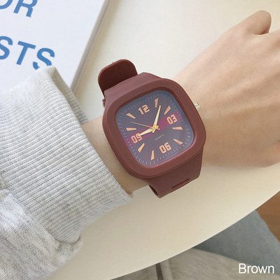 Divat négyzet alakú kvarc digitális számlap alkalmi karórák gumiszíjas Divatos óra vízálló női karóra