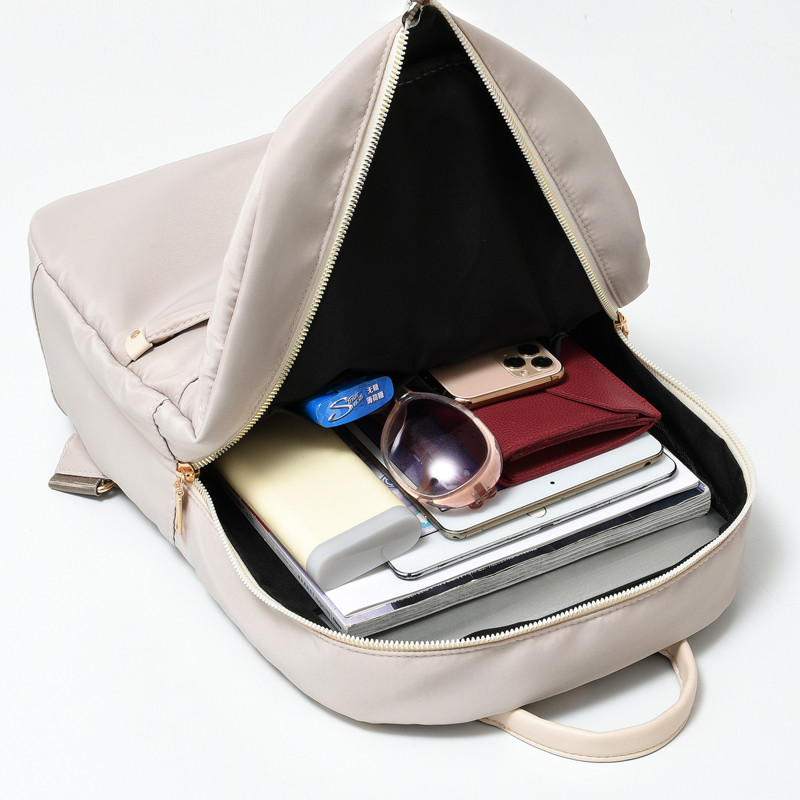 Πόρπη με δαχτυλίδι Teenage Girl Φορητή τσάντα ταξιδιού Γυναικεία μικρή σχολική τσάντα Badge Γυναικεία σακίδια πλάτης Νέο υπέροχο πολυλειτουργικό σακίδιο πλάτης