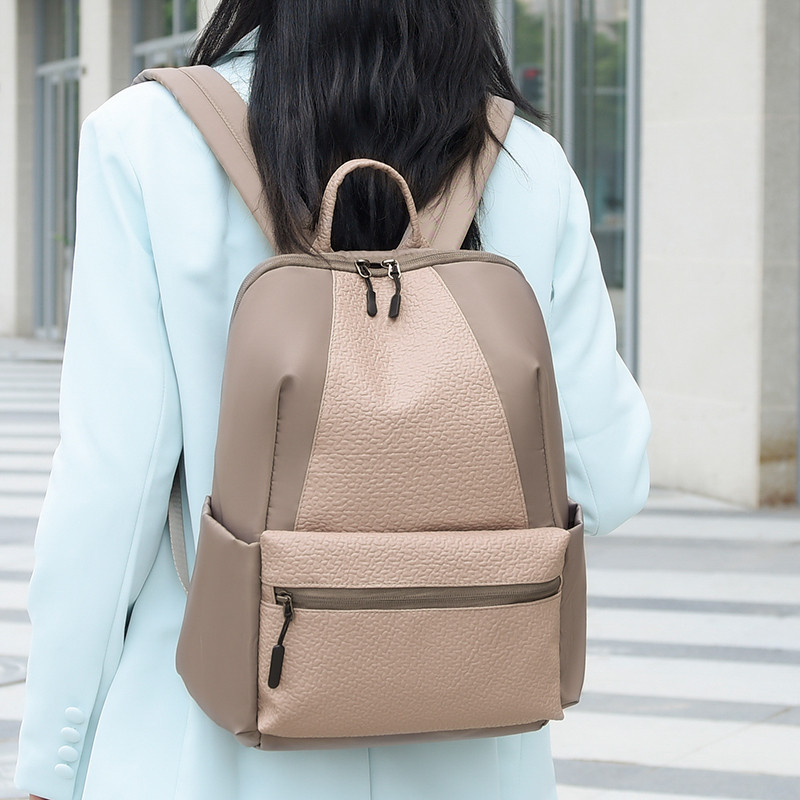 Női táska pénztárca Női hátizsák Alkalmi válltáska Divat csinos nylon szövet női naptáska Stílusos elegáns lány hátizsák