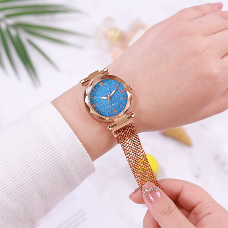 Reloj Mujer luksusa modes sieviešu rokas pulkstenis ar purpursarkanu ciparnīcu kvarca rokas pulkstenis, vienkāršs rozā zelta sieta jostas magnētiskais sieviešu pulkstenis Relogio Feminino