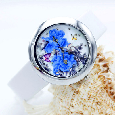 Shsby brand cvijeća Satovi s kožnim remenom Ženski sat odijevanja Modni djevojački Ležerni kvarcni sat Ženski kvarcni sat sa kamenčićima poklon