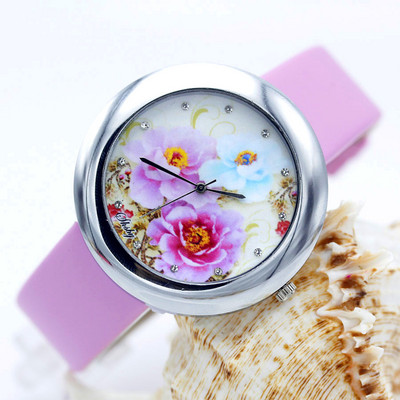 Shsby brand cvijeća Satovi s kožnim remenom Ženski sat odijevanja Modni djevojački Ležerni kvarcni sat Ženski kvarcni sat sa kamenčićima poklon