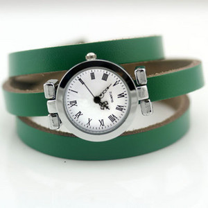 shsby Uus moemüügiga naiste pikk nahast naiste käekell ROMA vintage käekell naiste kleit kellad