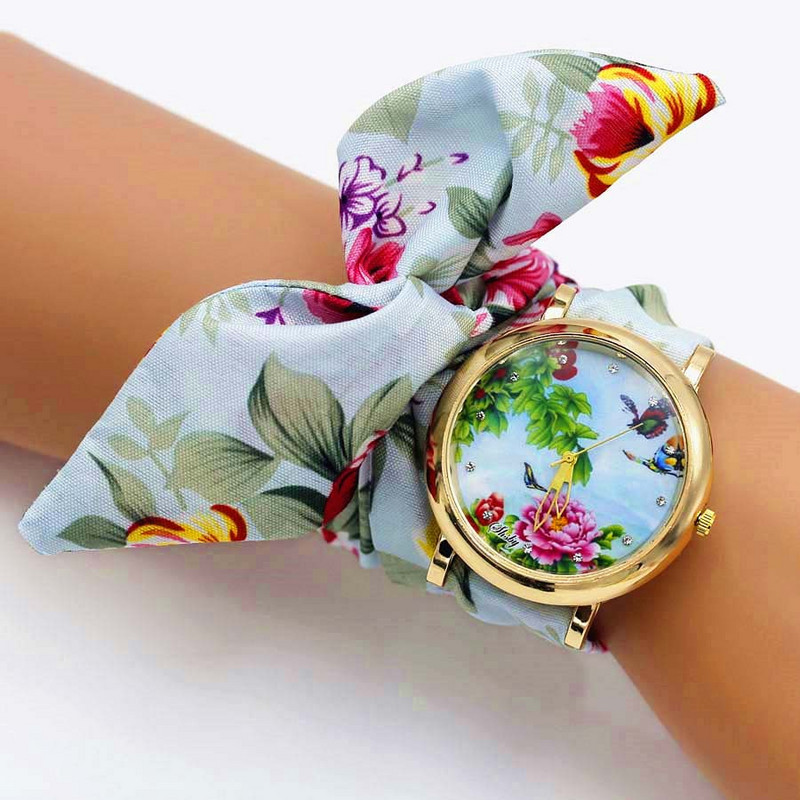 Shsby 2020 Női karórák Divatos virágos ruha női órák virág karkötő óra ruha karóra Luxus Relogio Feminino