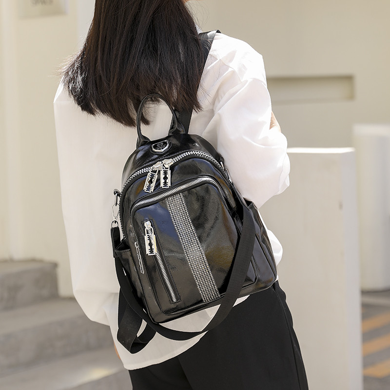 Divat Revit Design Női Napizsák Kiváló minőségű puha PU bőr női utazási hátizsák lányoknak szabadidős bevásárlás hátizsák SAC