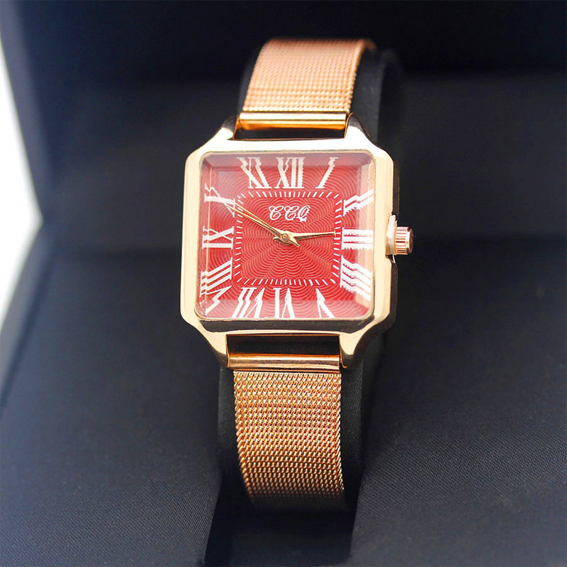Római rózsaarany női ruha óra Alkalmi női négyzet alakú kvarc karóra Új divat, hullámos acélhálós szíjas női óra