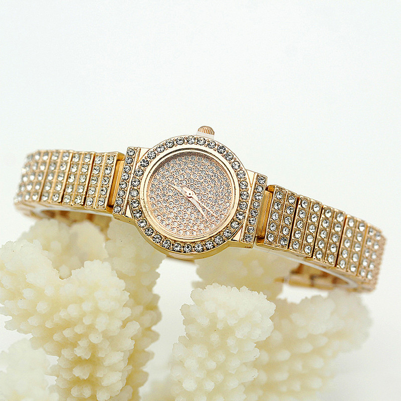 Shsby arany ékszer órák alkalmi kvarc karkötő óra női virág strasszos óra női luxus kristály ruha karóra