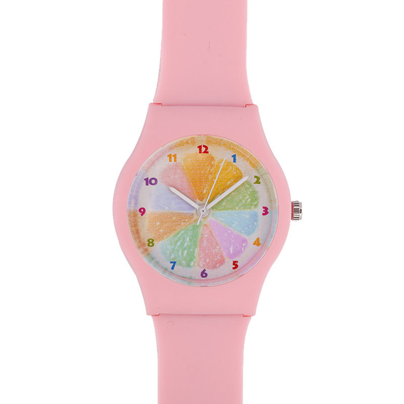 Krāsains oranžas ciparnīcas sieviešu ūdensizturīgs sporta želejas pulkstenis. Vienkārši sieviešu caurspīdīgi pulksteņi sieviešu meitenēm