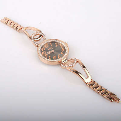 Uus mood vabaaja hõbedane populaarne naiste naiste tüdrukute käekell roostevabast terasest rihmaga luksuslik kleit, 4 värvi käekell