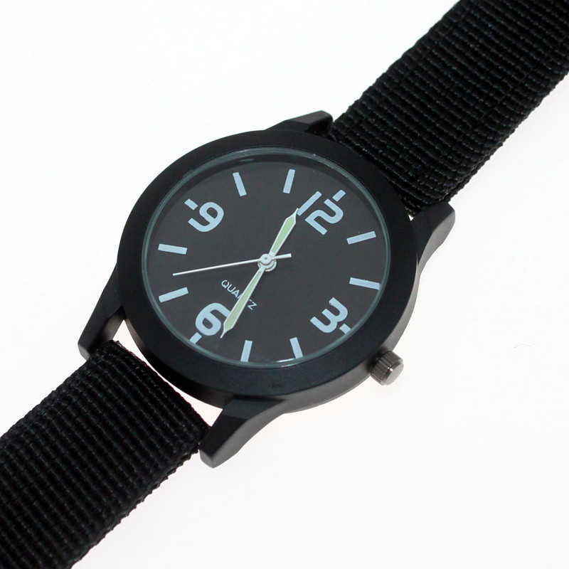 2019 kuumad mehed poisid nahast rihm mood kvarts helendavad käekellad õpilastele puhkusekingitused veekindel kvaliteetne kell