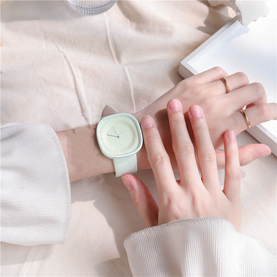 Νέα επώνυμα Αθλητικά Γυναικεία Μόδα Βραχιόλια Ρολόγια Ρολόγια Δερμάτινη Ζώνη Γυναικεία Κορίτσια Γυναικεία Ρολόγια Χαλαζία Montre Femme Macaron