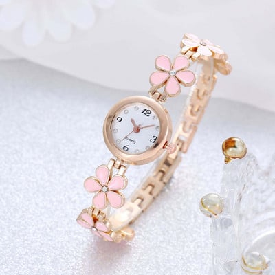 2023 Ceas de damă Lucky Flower Design Mini Quartz Stil feminin Floare Proaspătă Mic Daisy Bratara Student Ceas pentru femei