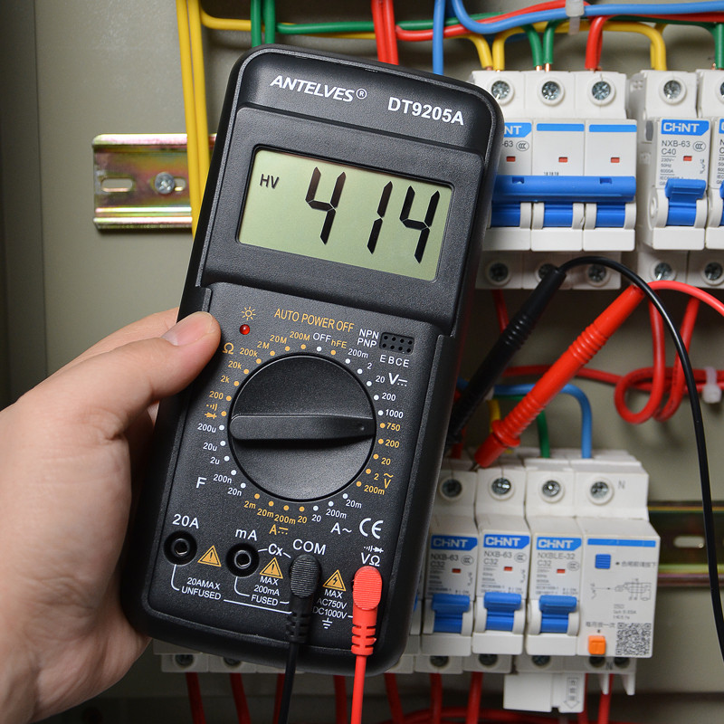 Multimetru profesional AC DC Tensiune curent Indicator Rezistență Capacitate HFE Diode Tester Multimetru digital cu sonerie