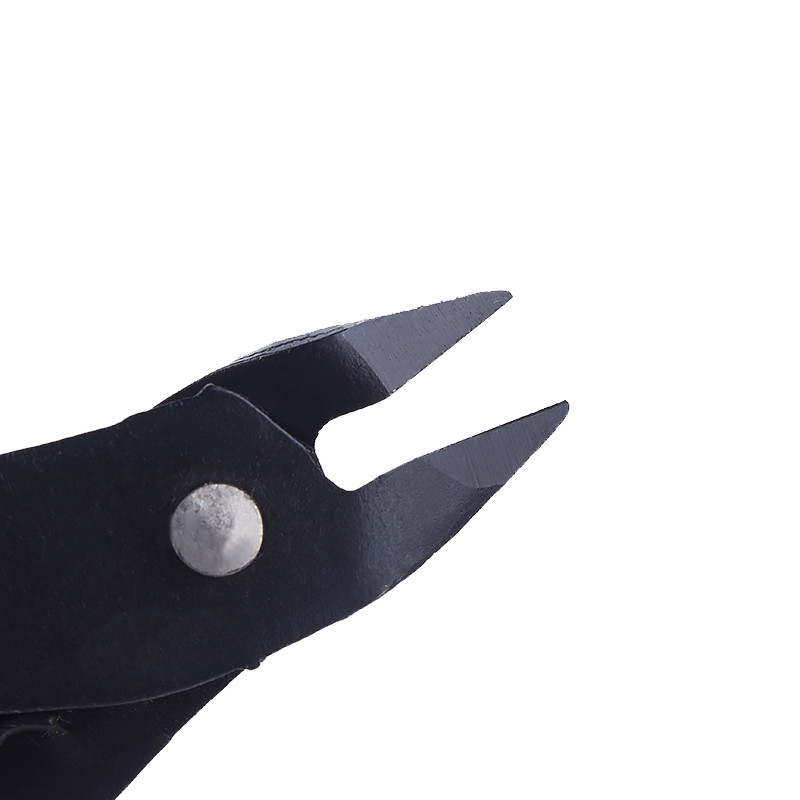 Tikslios įstrižinės replės Pjovimo replės, skirtos laidų kabelių pjaustytuvui, didelio kietumo elektroniniams remonto rankiniams įrankiams 135*83 mm neslystantys