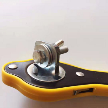 Автомобилен трудоспестяващ гаечен ключ Ножица Крик Повдигащ се без усилие Джойстик Инструмент Завъртане на 360 градуса Дръжка Инструмент Гаечен ключ за гуми Кръст