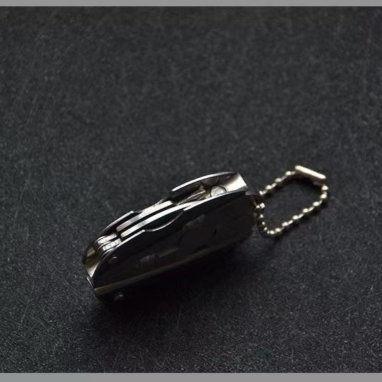 Multifunktsionaalsed tangid Mini Beetle Noatangid Välistingimustes kasutatavad kaasaskantavad kokkupandavad võtmekombinatsiooni tööriistatangid