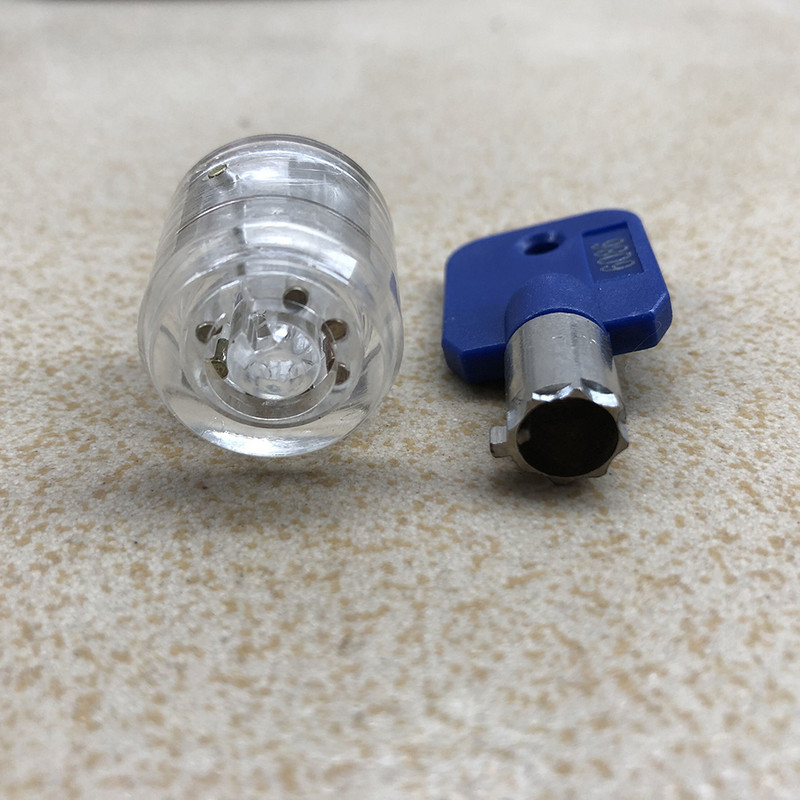 JMCKJ 7 sprau plūmju slēdzenes cilindrs, caurspīdīgs cauruļveida slēdzene, redzama izgrieztā slēdzenes prakses skats. Atslēdznieka apmācības prasme