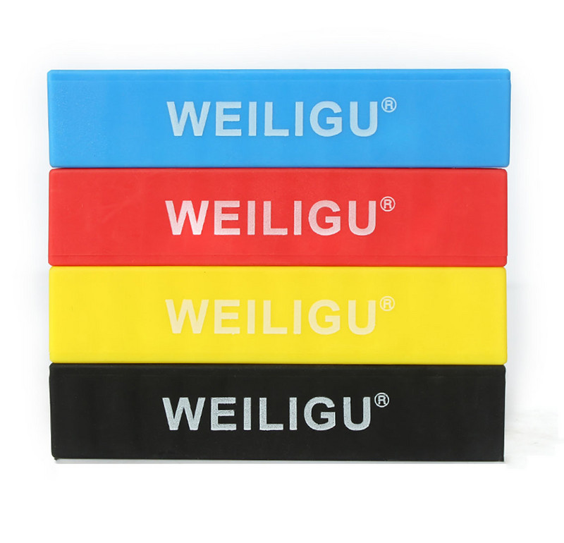 2 vnt. plastikinis atsuktuvo laikiklis 1/4 (6,35 mm) šešiakampio rankinio koto atsuktuvo antgaliai, laikymo juostos įrankiai, priedai