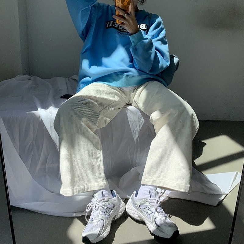 2021-es divatos fekete-fehér nadrág női túlméretezett bézs kordbársony széles szárú nadrág koreai női puha alkalmi nadrág