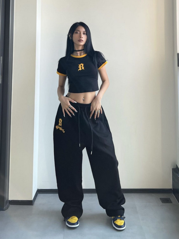 HOUZHOU Hippie Y2K zilas skriešanas sporta bikses Sieviešu Kpop Streetwear Lielizmēra melnas sporta bikses Sieviešu gotikas baggy Jogger bikses