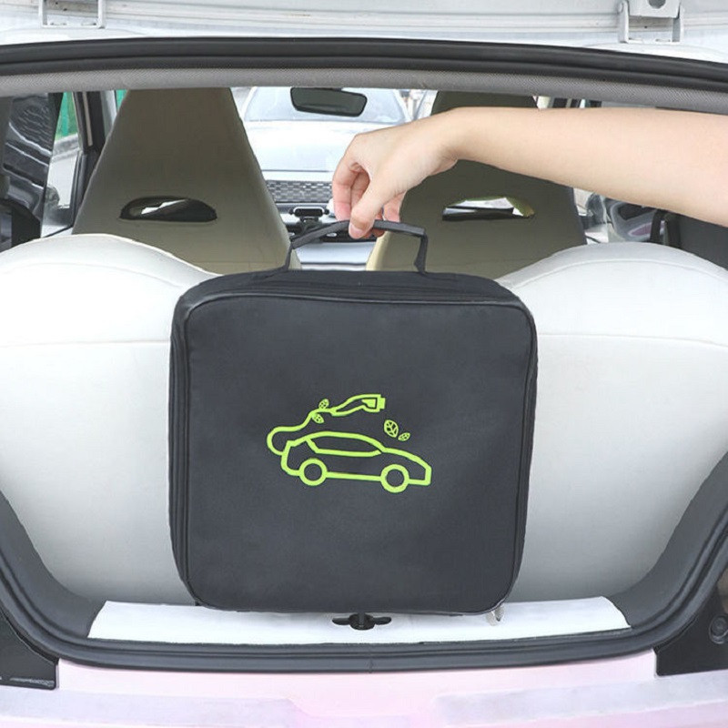 Automašīnas uzlādes pistoles glabāšanas soma bagāžnieks Pārnēsājams salokāms uzglabāšanas maisiņš Ūdensnecaurlaidīgs liesmu slāpējošs un dažāds artefakts
