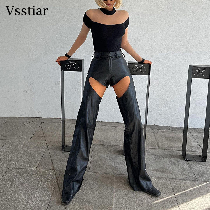 Vsstiar Δερμάτινο PU Flare Παντελόνι 2022 Νέο Σχέδιο Hollow Out Streetwear Μαύρο ίσιο παντελόνι Μόδα Φθινοπωρινό Χειμερινό Γυναικείο Παντελόνι
